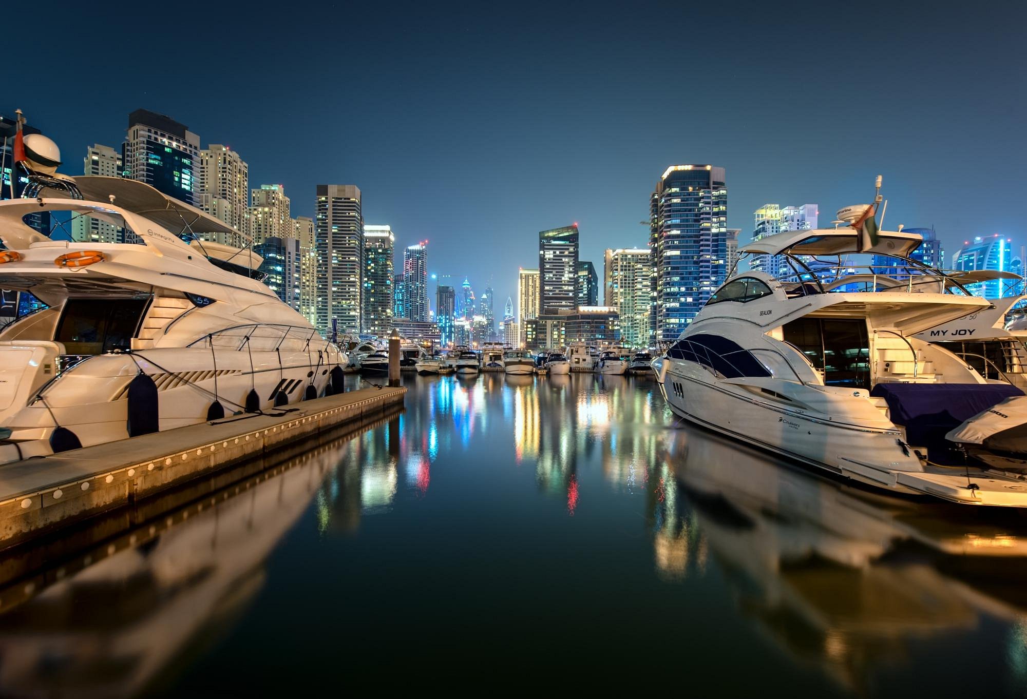 luxury yacht rental Dubai